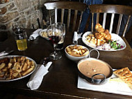 The Singing Pub food