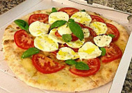 Pizzeria La Fiorita food