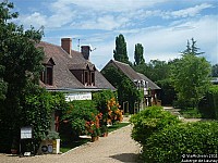 Auberge de Launay outside