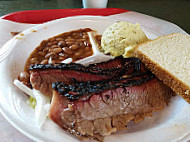 Railroad B-que food