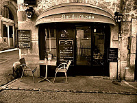 Le Bar Du Musee inside