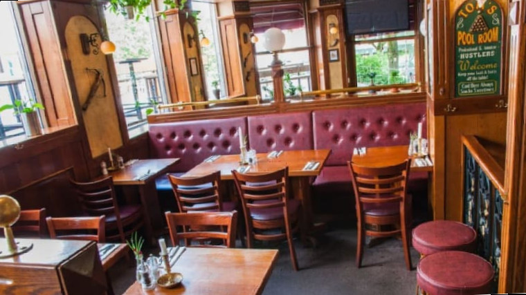 Restaurang Tre Vaenner Inomhus