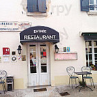 Auberge La Crémaillère Villandraut inside