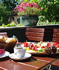 Café Lindauhof Landarzthaus inside