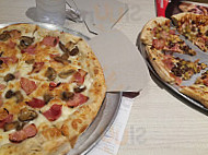 Telepizza food