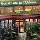 Le Grand Cafe de l'Univers outside