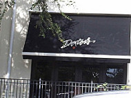 Dexter’s of Winter Park outside