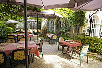 L'Auberge D'Aillane inside