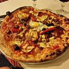 Pizzeria Genziana food