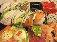 Lifli Sushi food