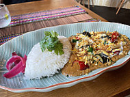 Tropical Massaman food