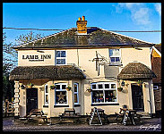 Lamb Inn outside