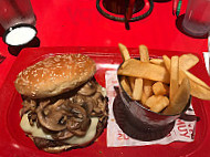 Red Robin Gourmet Burgers food