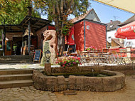 Riegeler Biergarten outside