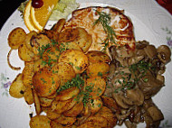 Folklorehof food