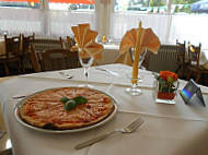 Bella Italia food