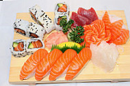 Sushi Zone food