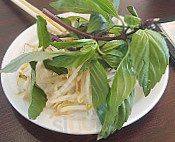 Pho Gia Dinh inside