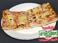 Nirchi's Pizza food