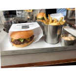 Phil's Burger Inomhus