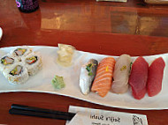 Seiji's Sushi food