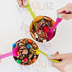 Menchie's Frozen Yogurt food