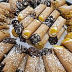 Tony Cannoli food