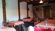 Auberge Des Avels inside