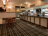 The Clydesdale Inn inside