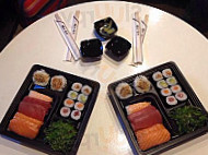 Cent Sushis La Boutique food