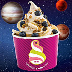 Menchie's Frozen Yogurt food