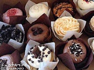 Scratch Cupcakery Coralville At Iowa River Landing food