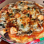 Gusto Pizza food