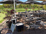 Le Bistrot Du Golf inside