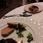 Le Clos St-Basile food