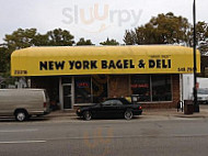 New York Bagel outside