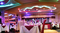 Dilshad Restaurant inside