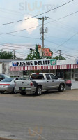 Kreme Delite outside