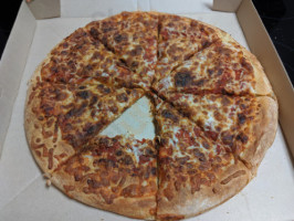 Little Caesars Pizza food