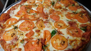 Ameci Pizza food