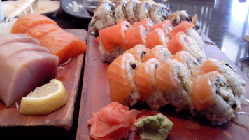 Sushi Garden food