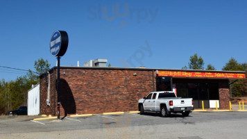 Varsity Square Wings Grill outside