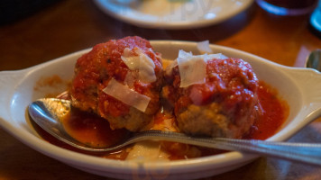 Fratello’s Italian Grille food