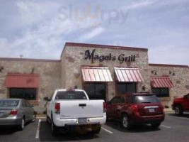 Magel's Grill outside