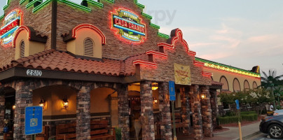 Casa Grande And Grill outside