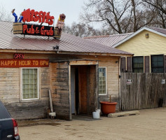 Misfits Pub And Grub outside