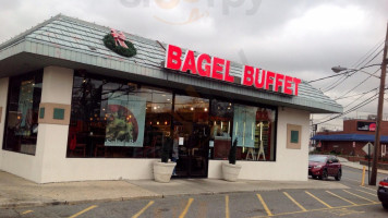 Bagel Buffet outside