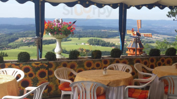 Gaststatte Haus Rechberg Zwischen Himmel und Erde food