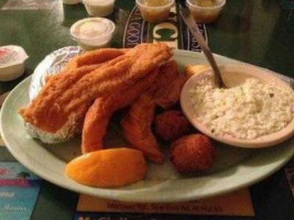 Huck's Catfish food