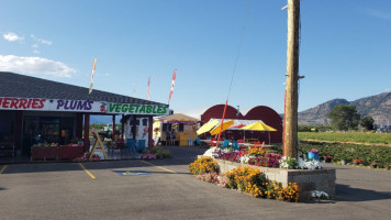 Sofia's Mexican Restaurant outside